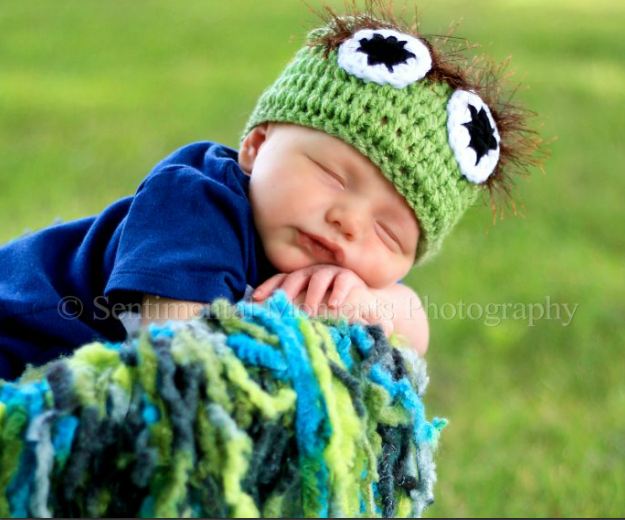 Adorable Crocheted Oscar The Grouch Hat